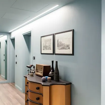 Meta ベッド・アンド・ブレックファスト